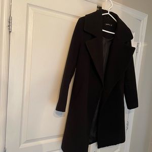 Gorgeous Boohoo Black elegant Coat